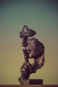 statue